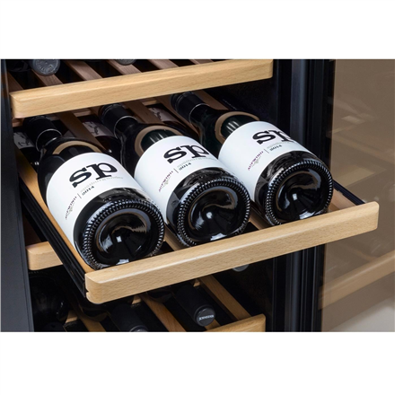 Caso Wine cooler WineComfort 24 Energy efficiency class G Bottles capacity 24 bottles Cooling type Compressor technology Black